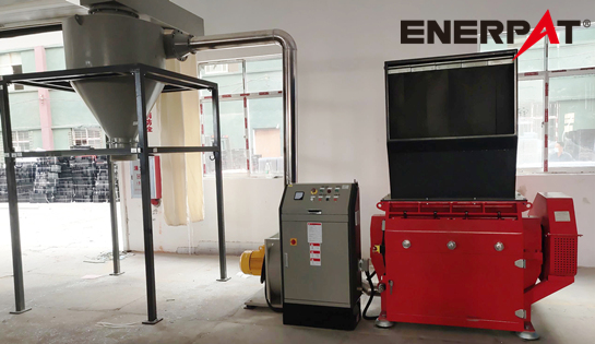 PE薄膜污染环境危害大？塑料PE薄膜破碎机来解决