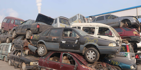 汽车外壳破碎机，在报废汽车拆解中&ldquo;寻宝&rdquo;