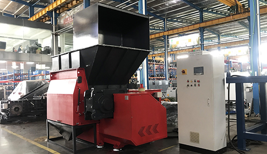 恩派特注塑机边料破碎机：回收再生价值的推动者