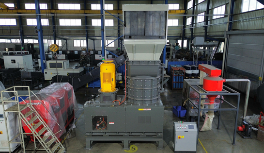 恩派特电子垃圾破碎机：高效环保，让电子废弃物变废为宝