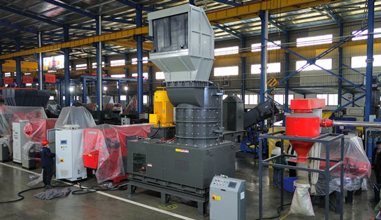 &ldquo;锤&rdquo;炼资源再生术：立式破碎机如何破解报废电器拆解难题