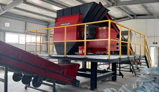 苏州某汽车零部件公司定制团状铝屑破碎处理设备案例